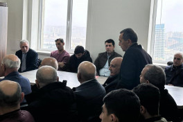 Панах Гусейн ушёл в отставку с поста председателя НПА, на эту должность избран Гияс Садыгов