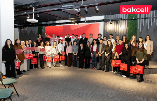 Bakcell провёл обучающую программу «Media Tech» для техноблогеров