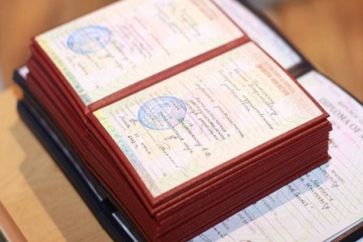 В Азербайджане утвержден план мероприятий по реализации международных программ двойных дипломов