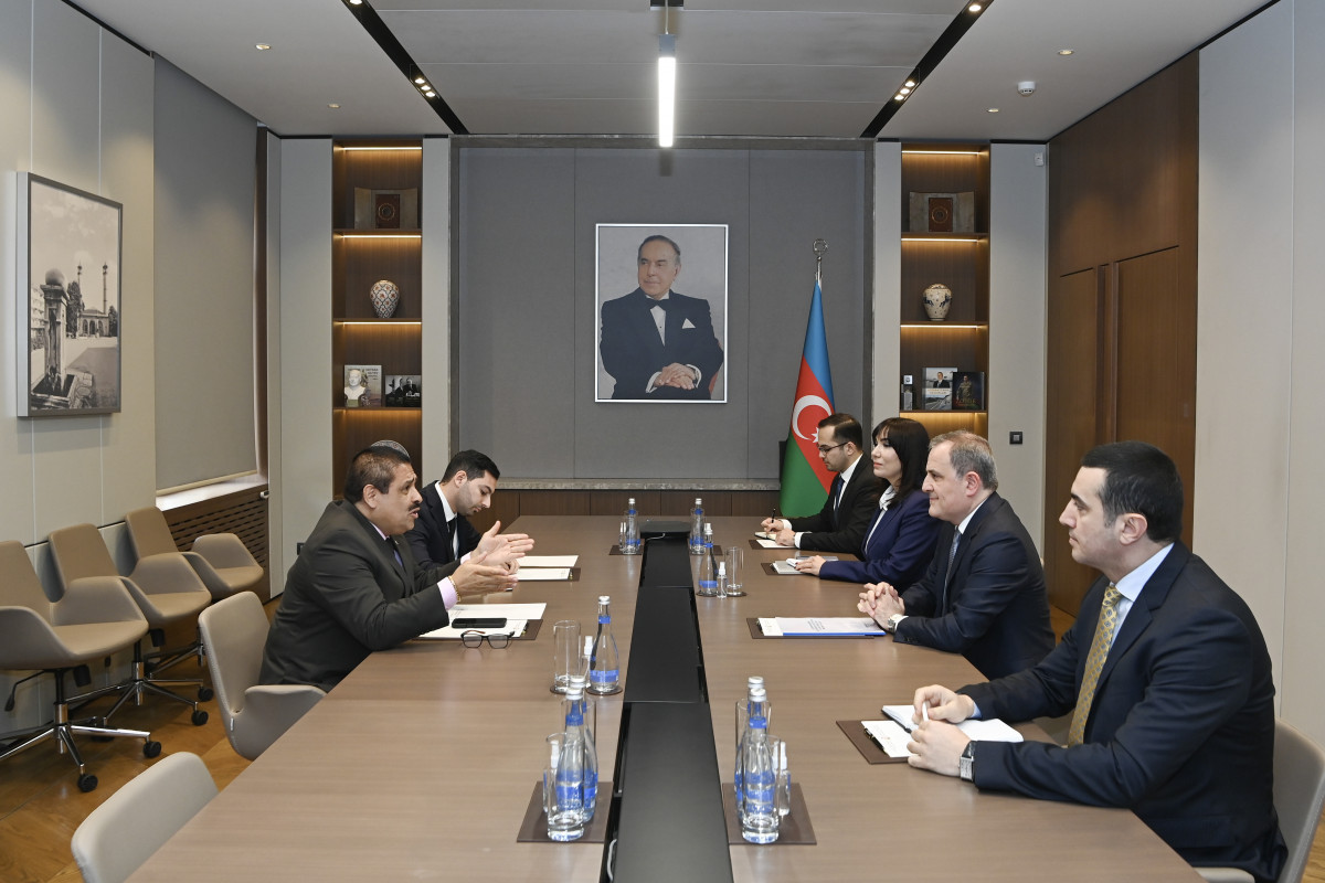 Завершена дипломатическая деятельность посла Колумбии в Азербайджане