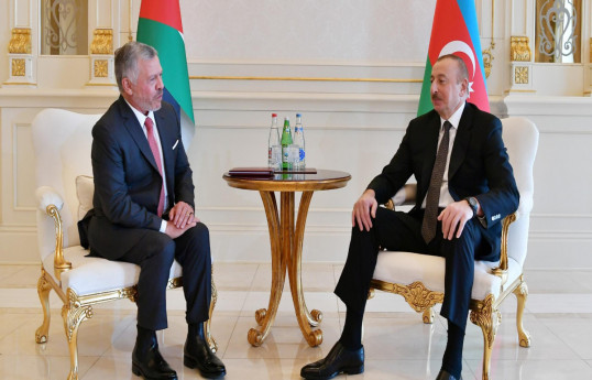 Король Иордании поздравил Президента Азербайджана