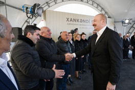 Президент Ильхам Алиев встретился в поселке Кяркиджахан с переселившимися жителями-ОБНОВЛЕНО 