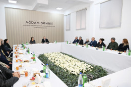 Президент Ильхам Алиев принял участие в открытии 2-го жилого комплекса в Агдаме и встретился с переселившимися сюда жителями - ОБНОВЛЕНО 
