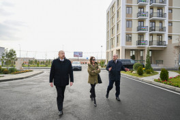 Президент Ильхам Алиев принял участие в открытии 2-го жилого комплекса в Агдаме и встретился с переселившимися сюда жителями - ОБНОВЛЕНО 