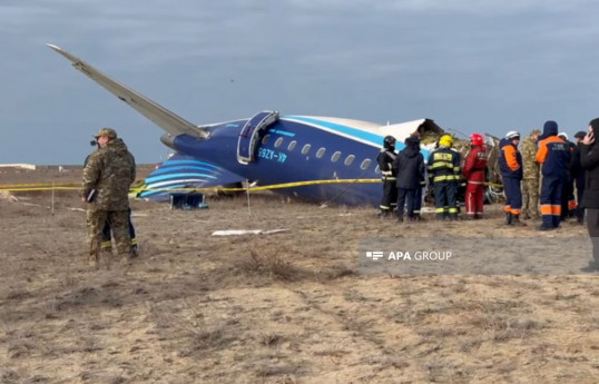 Повреждения самолёта AZAL были вызваны поражающими элементами боевой части - ПРОМЕЖУТОЧНОЕ СООБЩЕНИЕ 