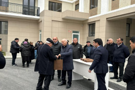Очередная группа переселенцев прибыла в Агдам, им вручены ключи от квартир - ОБНОВЛЕНО-ФОТО 