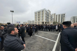 Очередная группа переселенцев прибыла в Агдам, им вручены ключи от квартир - ОБНОВЛЕНО-ФОТО 