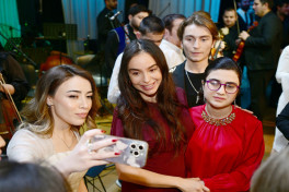 Лейла Алиева и Алена Алиева посетили Центр инклюзивного развития и творчества DOST-ФОТО 