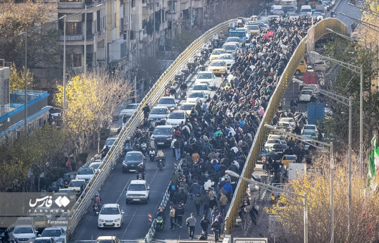 В Иране начались акции протеста из-за резкого обесценивания риала, в ЦБ проходит экстренное заседание