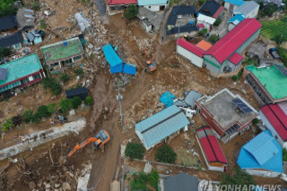 Число жертв наводнений в Южной Корее выросло до 18 человек