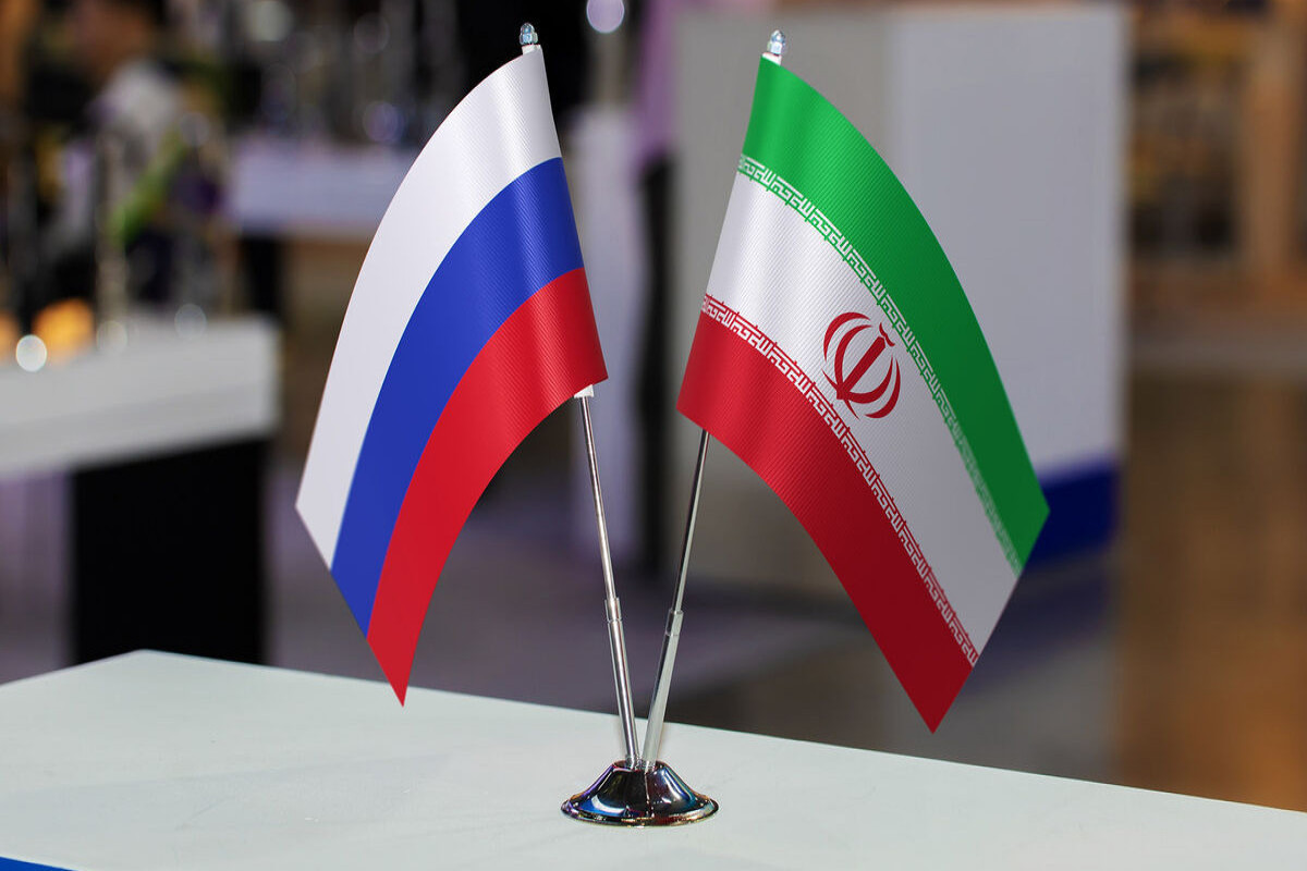 Министры обороны России и Ирана встретились в Москве