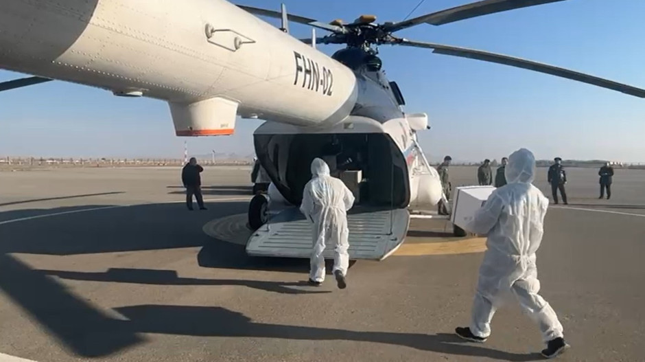 Посредством вертолета МЧС Азербайджана проведена очередная вакцинация диких животных -ВИДЕО 