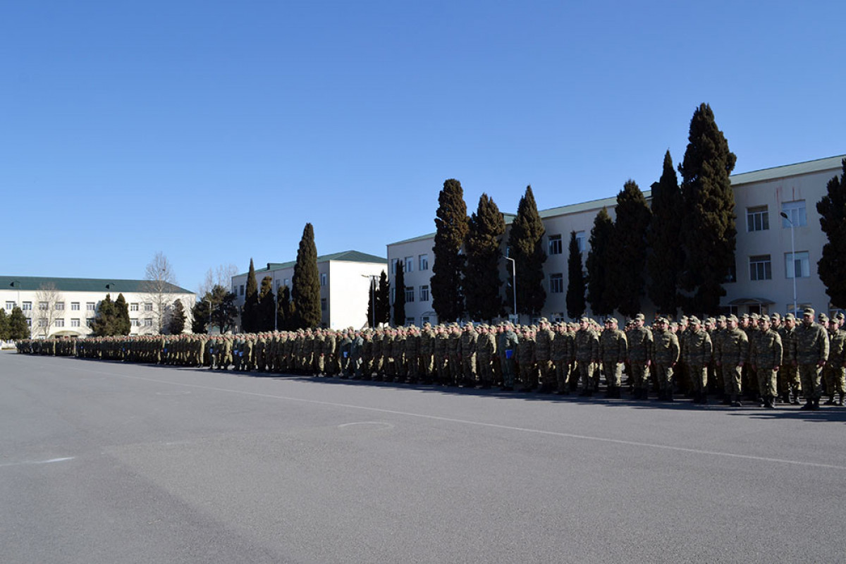 В Азербайджане продолжаются учебные сборы с военнообязанными - ВИДЕО 