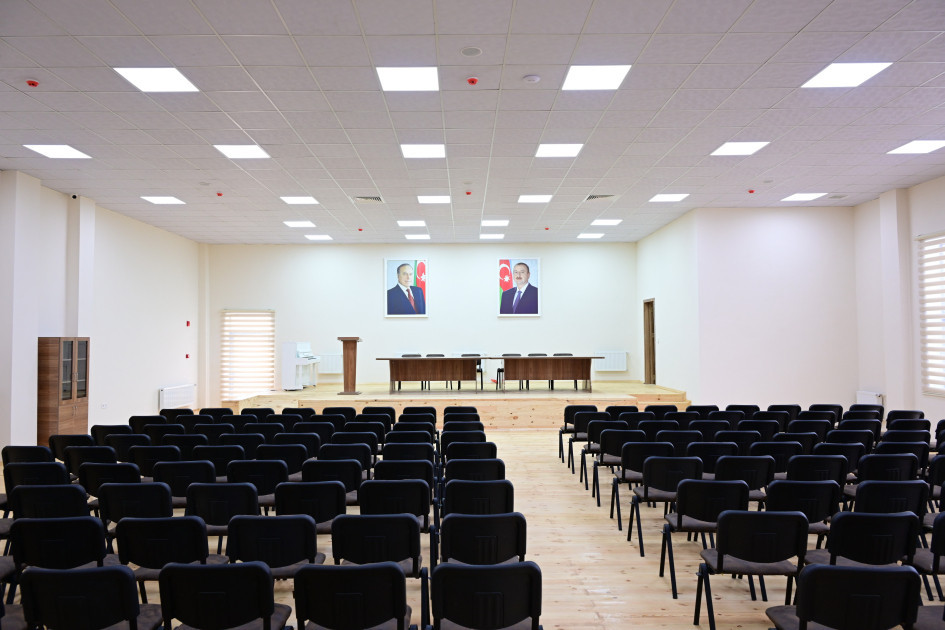 Президент Ильхам Алиев и первая леди Мехрибан Алиева приняли участие в  открытии первого этапа села Сарыджалы Агдамского района-ОБНОВЛЕНО-2 -ФОТО 