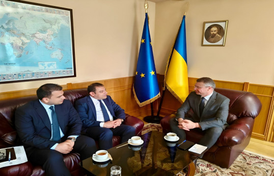 Обсуждена повестка украинско-азербайджанских консультаций в сфере консульских услуг