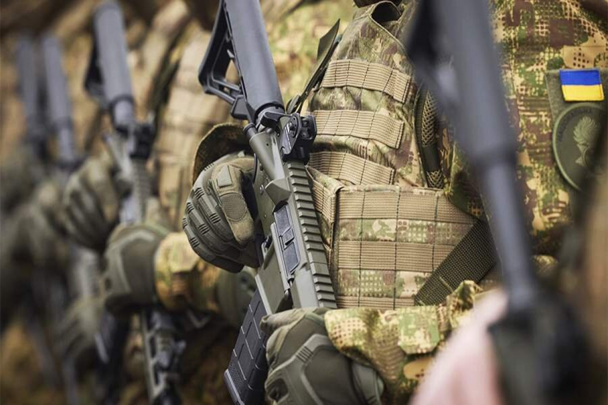 Минобороны России: Окруженные в Красноармейске украинские военнослужащие сдаются в плен
