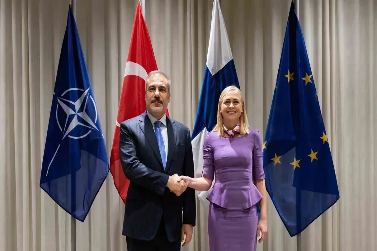 Хакан Фидан, Элина Валтонен