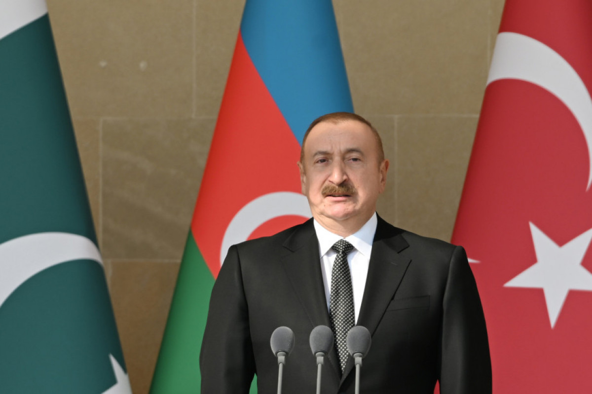 Президент Ильхам Алиев