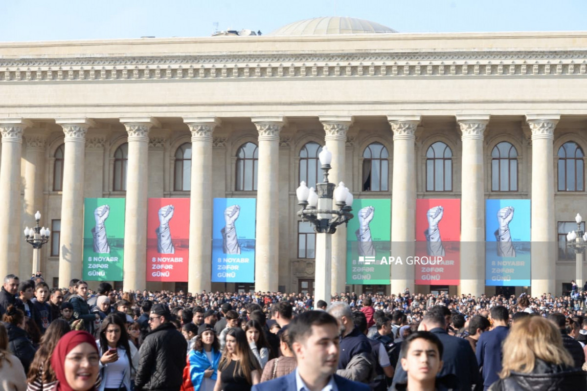 Баку отмечает День Победы-ФОТО 