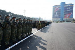 В Баку состоялся военный парад, посвящённый пятой годовщине Победы в Отечественной войне-ОБНОВЛЕНО-8 