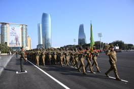 В Баку состоялся военный парад, посвящённый пятой годовщине Победы в Отечественной войне-ОБНОВЛЕНО-8 
