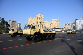 В Баку состоялся военный парад, посвящённый пятой годовщине Победы в Отечественной войне-ОБНОВЛЕНО-8 
