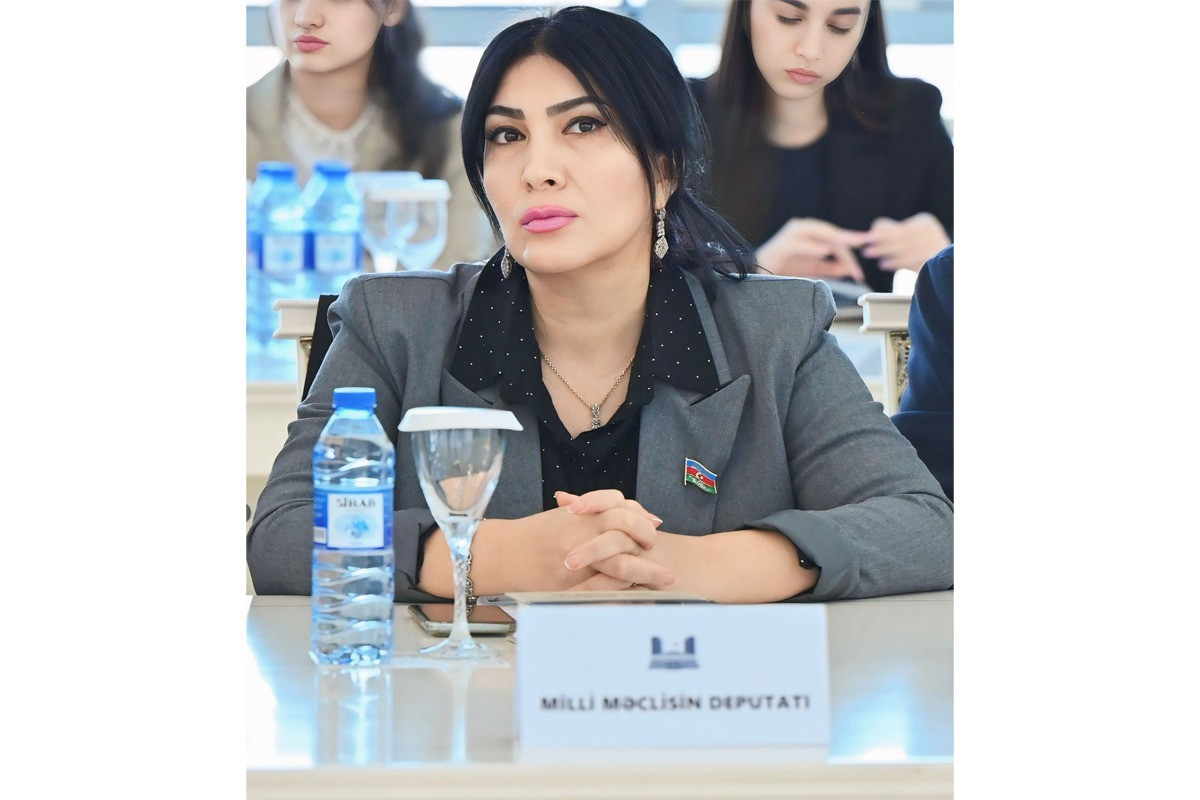 Депутат Эльнара Акимова