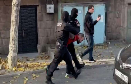 В Армении на два месяца арестовали двух оппозиционных блогеров