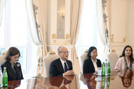 Президент Ильхам Алиев принял делегацию Азиатского банка развития