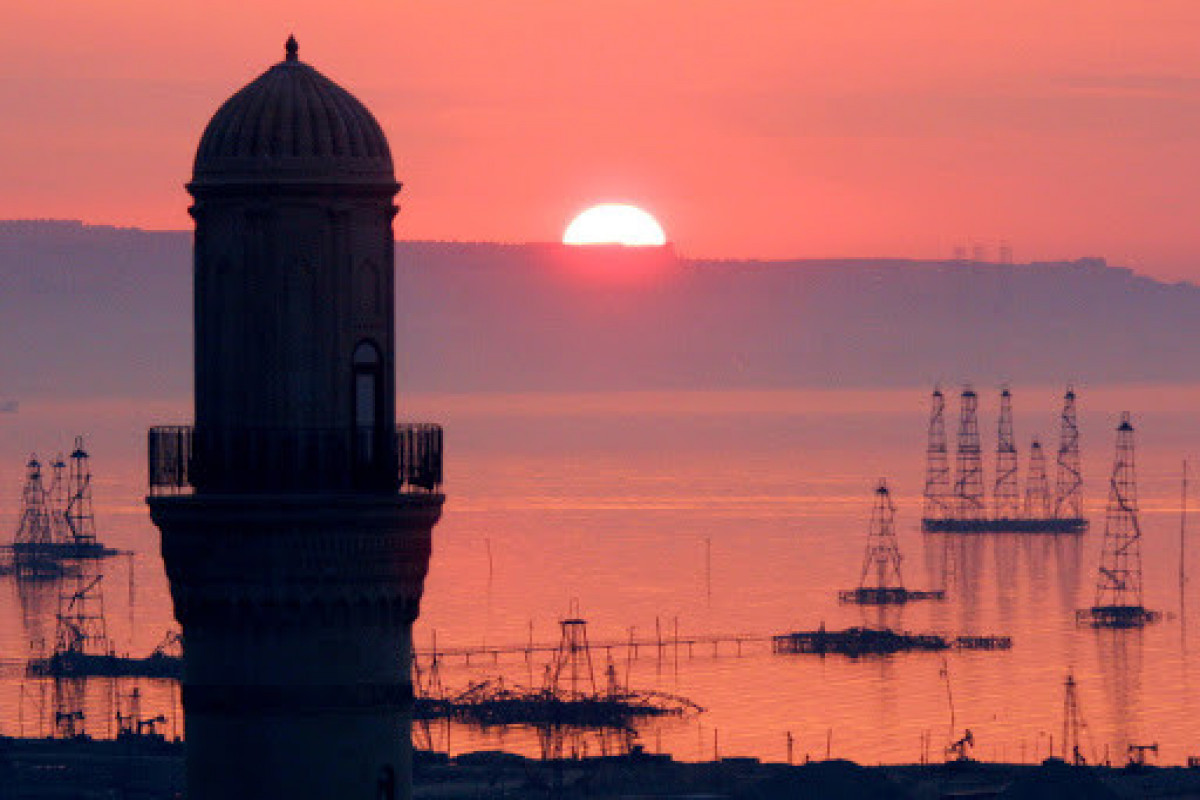 Нефть Azeri Light незначительно подешевела