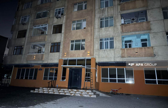 После пожара в Ясамальском районе в целях безопасности жителей не допускают в здание