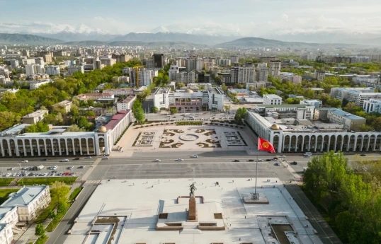 В Кыргызстане завершилось голосование на досрочных парламентских выборах -ОБНОВЛЕНО-1 