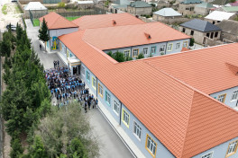 Школа, реконструированная Фондом Гейдара Алиева, сдана в эксплуатацию