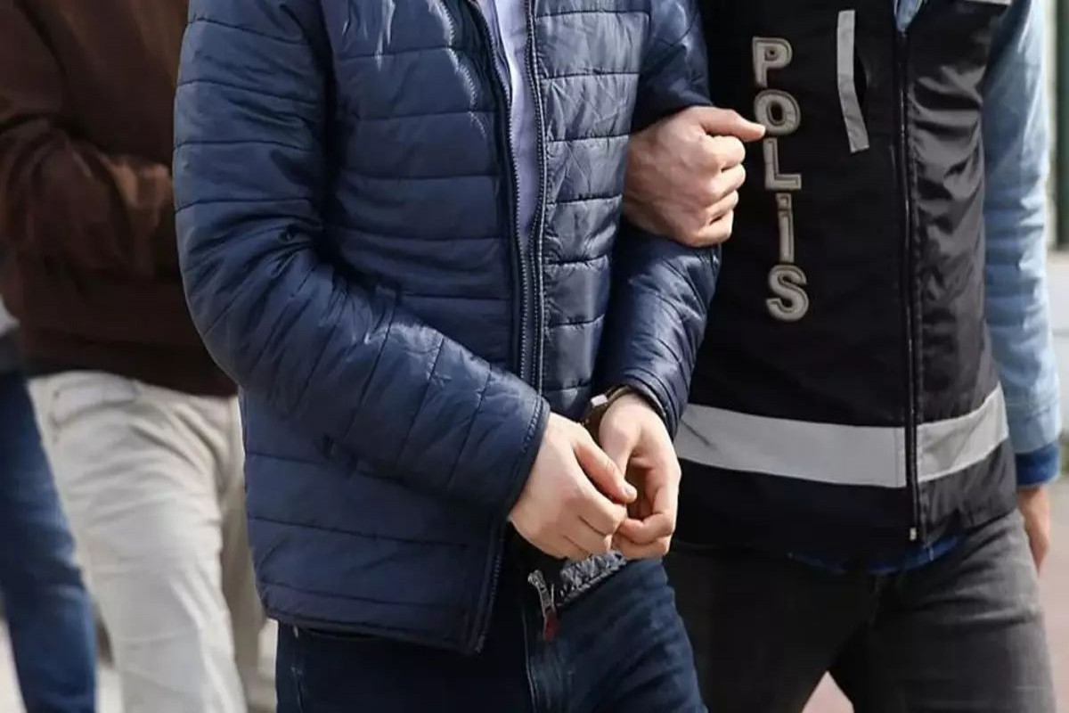 В Минобороны Турции по делу о взяточничестве задержаны 33 человека, 9 из них арестованы