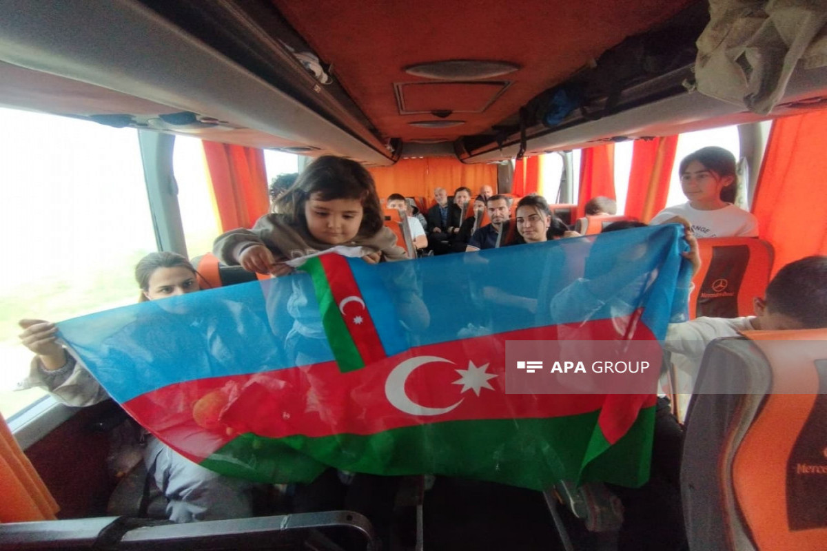 В села Тезебине и Шушакенд Ходжалинского района отправлена очередная группа переселенцев-ФОТО -ВИДЕО 