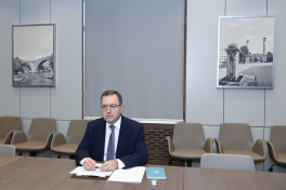 Глава МИД Азербайджана встретился с гендиректором Центра труда ОИС