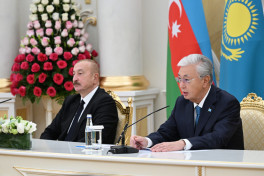 Президенты Азербайджана и Казахстана выступили с заявлениями для прессы