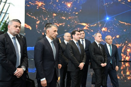 Президенты Азербайджана и Казахстана посетили в Астане Международный центр ИИ «Alem.ai» - ФОТО 