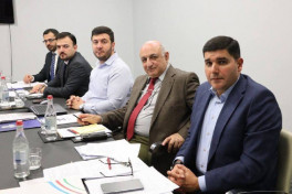 В Ереване с участием Армена Григоряна прошла встреча  представителей гражданского общества Азербайджана и Армении -ФОТО 