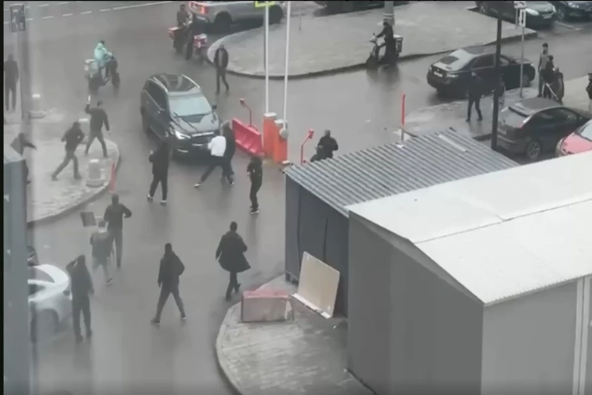 В Москве произошла массовая драка, задержаны 40 человек-ВИДЕО 