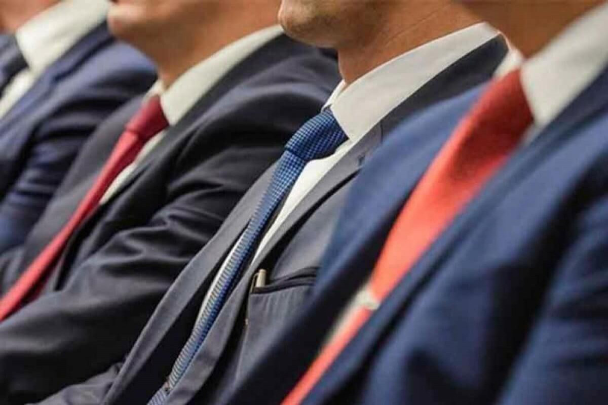В Грузии госслужащим запретят заниматься дополнительной оплачиваемой работой