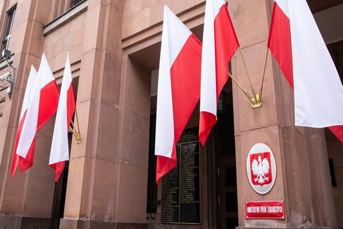 Временный поверенный в делах посольства  России вызван в МИД Польши