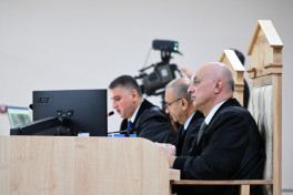 Суд огласил документы, касающиеся обстрелов с территории Армении, убийств мирных азербайджанцев и их захвата в заложники
