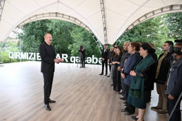 Президент встретился с жителями поселков Гырмызы Базар, Гадрут и села Сос-ОБНОВЛЕНО 
