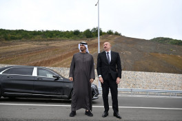 Президенты Азербайджана и ОАЭ сфотографировались на фоне  села Дашалты Шушинского района