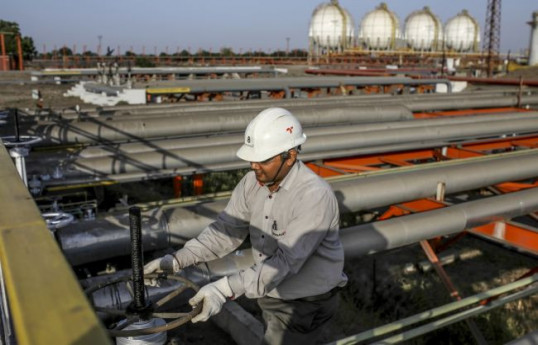 СМИ: Индия продолжит закупать российскую нефть в ближайшие месяцы