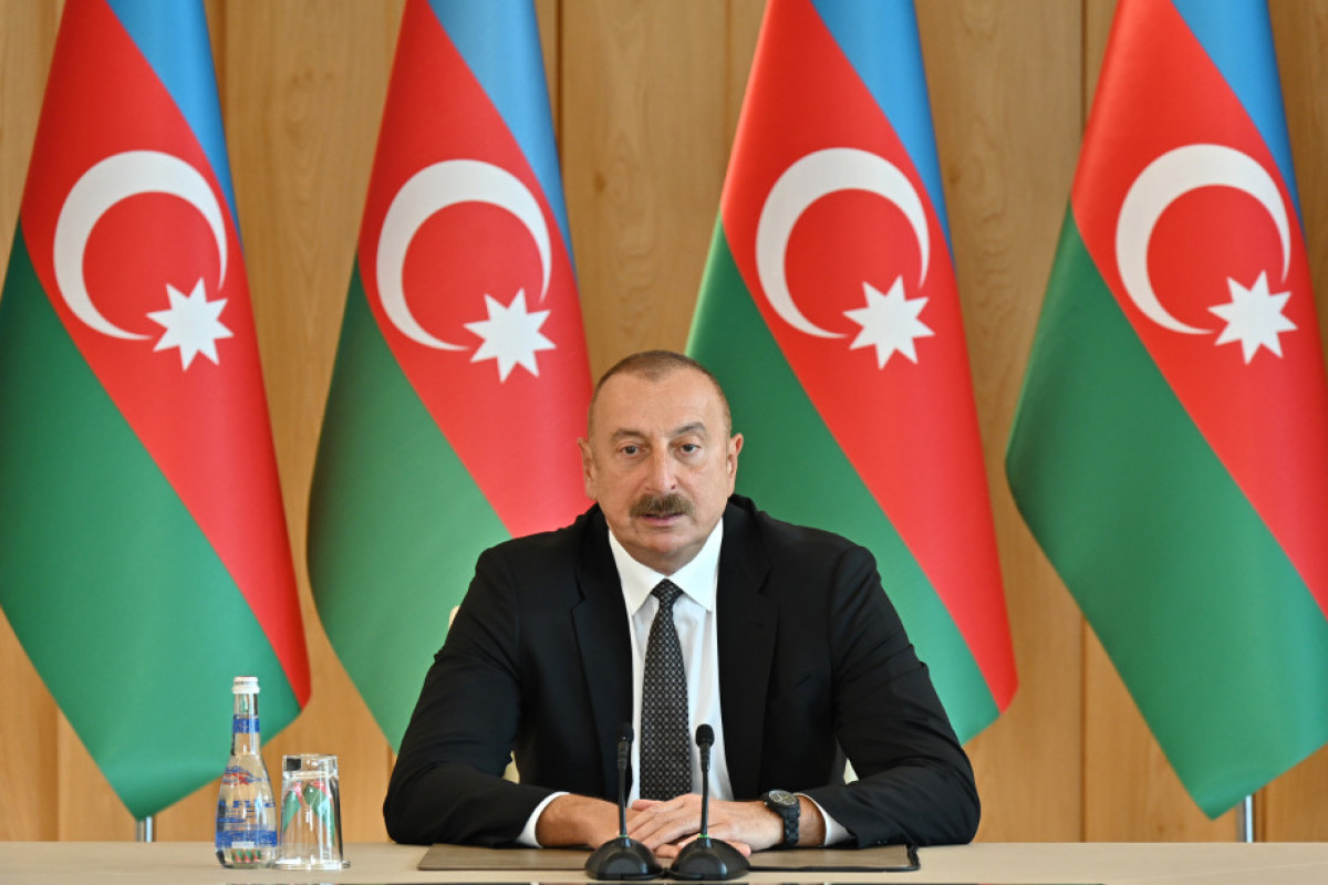 Президент Ильхам Алиев