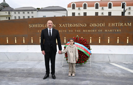 Хикмет Гаджиев поделился  публикацией о фотографии Президента с маленькой Нилай