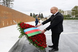 Президент  минутой молчания почтил память шехидов Отечественной войны-ВИДЕО 