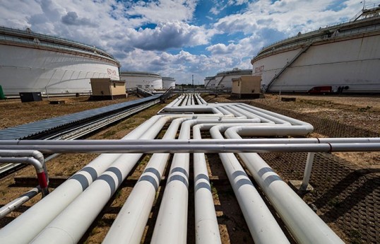 СМИ: Поставляющий нефть в Чехию нефтепровод TAL вывели из строя на пять дней